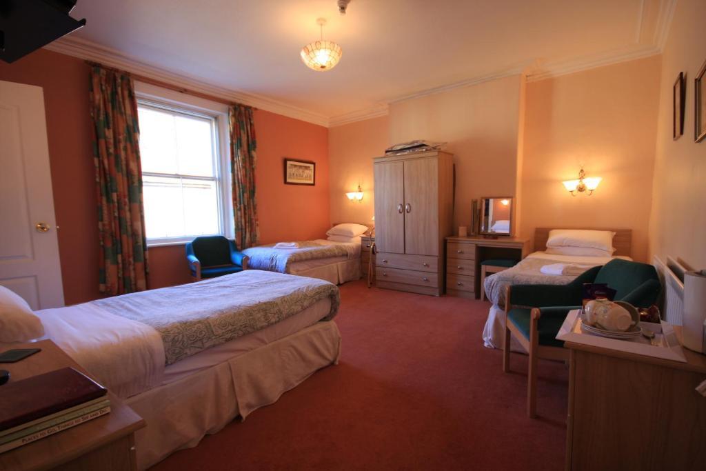 Cumberland Inn ألستون الغرفة الصورة